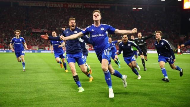 九游体育登录入口-再次补时绝杀保级现曙光 如此沙尔克应当留在德甲