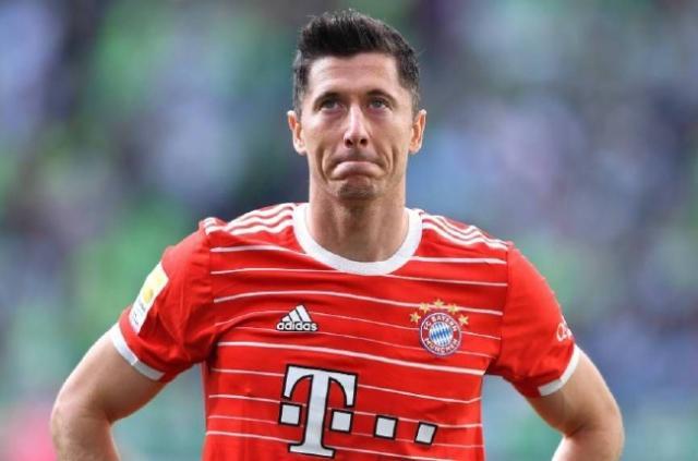 1655480364295043975.jpg 莱万.jpg