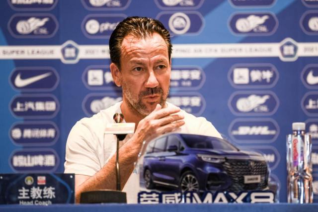 九游体育官方入口-范加斯特轻松面对山东泰山 唐淼报销球队遇到麻烦