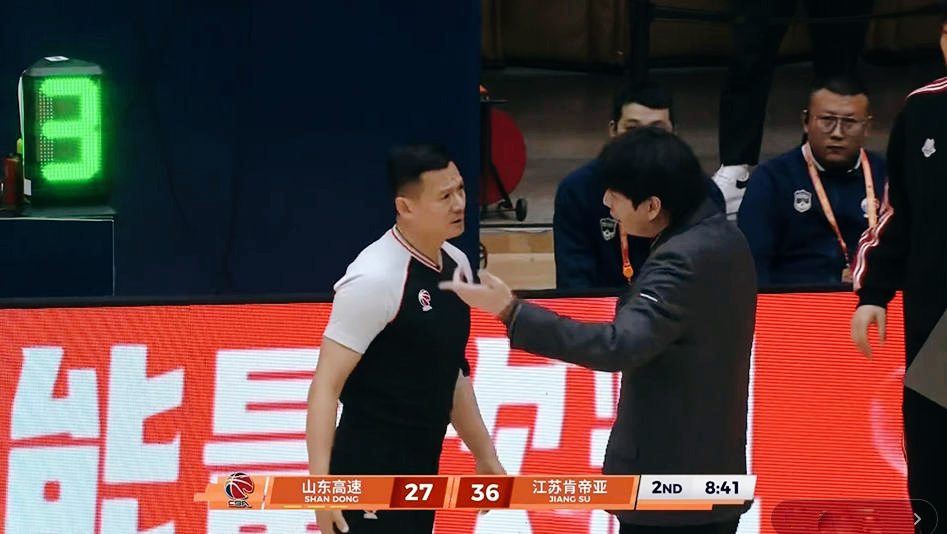 九游体育官方入口-双煞66分！CBA关键1战：山东男篮强势复仇，新援1点惊艳全场